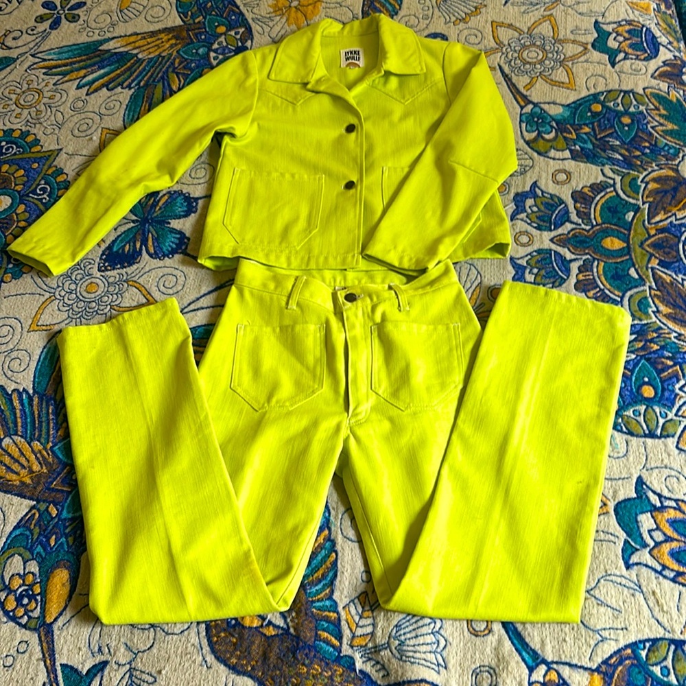 Lykke Wullf custom lime green pant suit sz XS